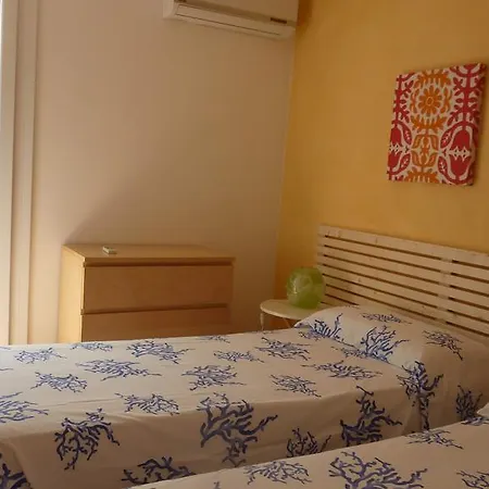 Apartment Quattro Colonne 2 *